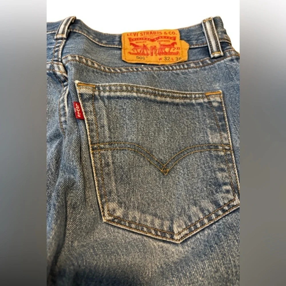 Levi’s men’s 501 md wsh straight leg mid rise button fly jns 32 grunge